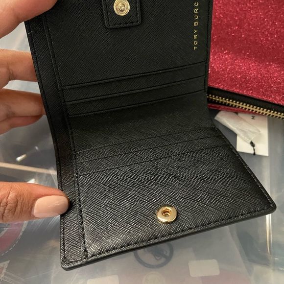 New Tory Burch wallet 🖤 - Picture 7 of 8